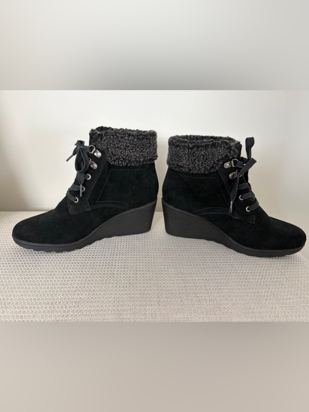 White Mountain Kipper Faux-Fur Booties